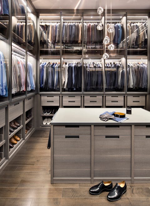 20+ Great Walk-In Closet Ideas - Stunning Large Custom Closet Designs