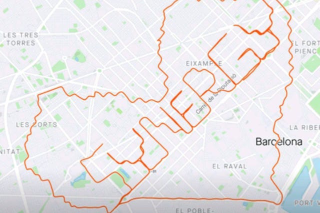 los emocionantes mensajes que escribe un runner español en sus rutas de strava