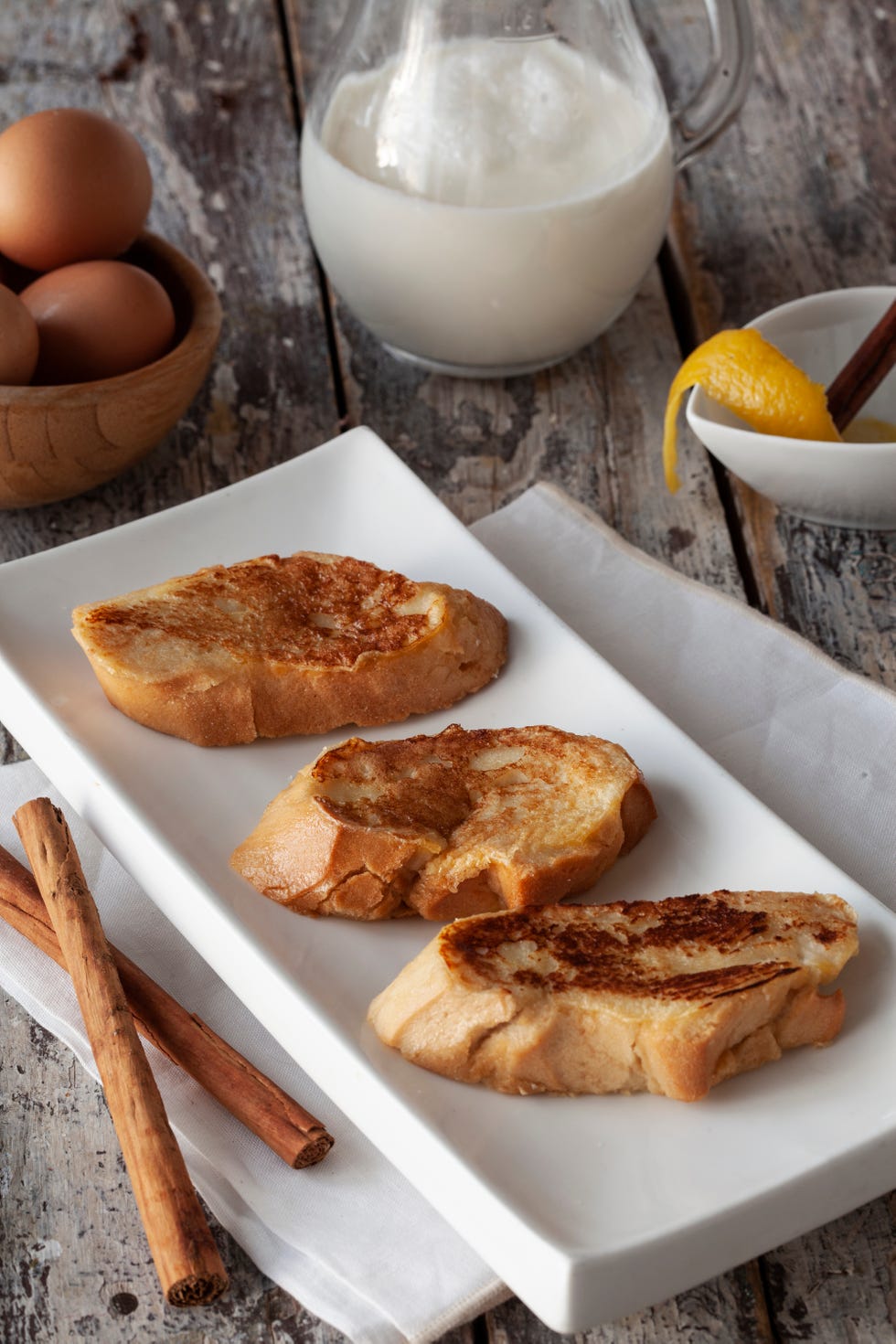 torrijas con almíbar
