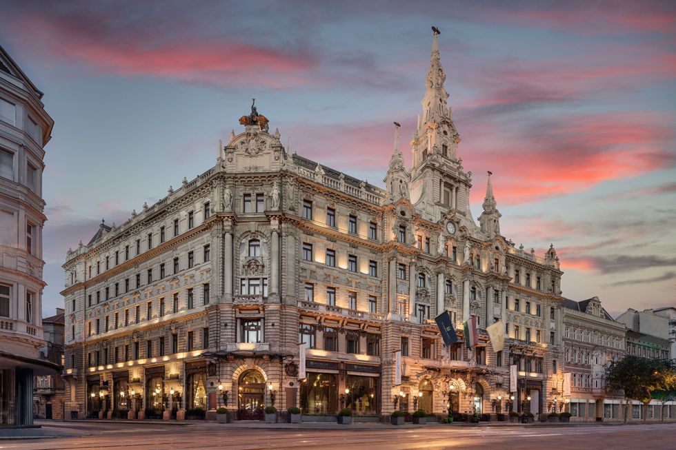 全球9間美諾酒店推薦！《紅雀》取景地、世上最美咖啡廳、百年歷史建築打造奢華度假新體驗