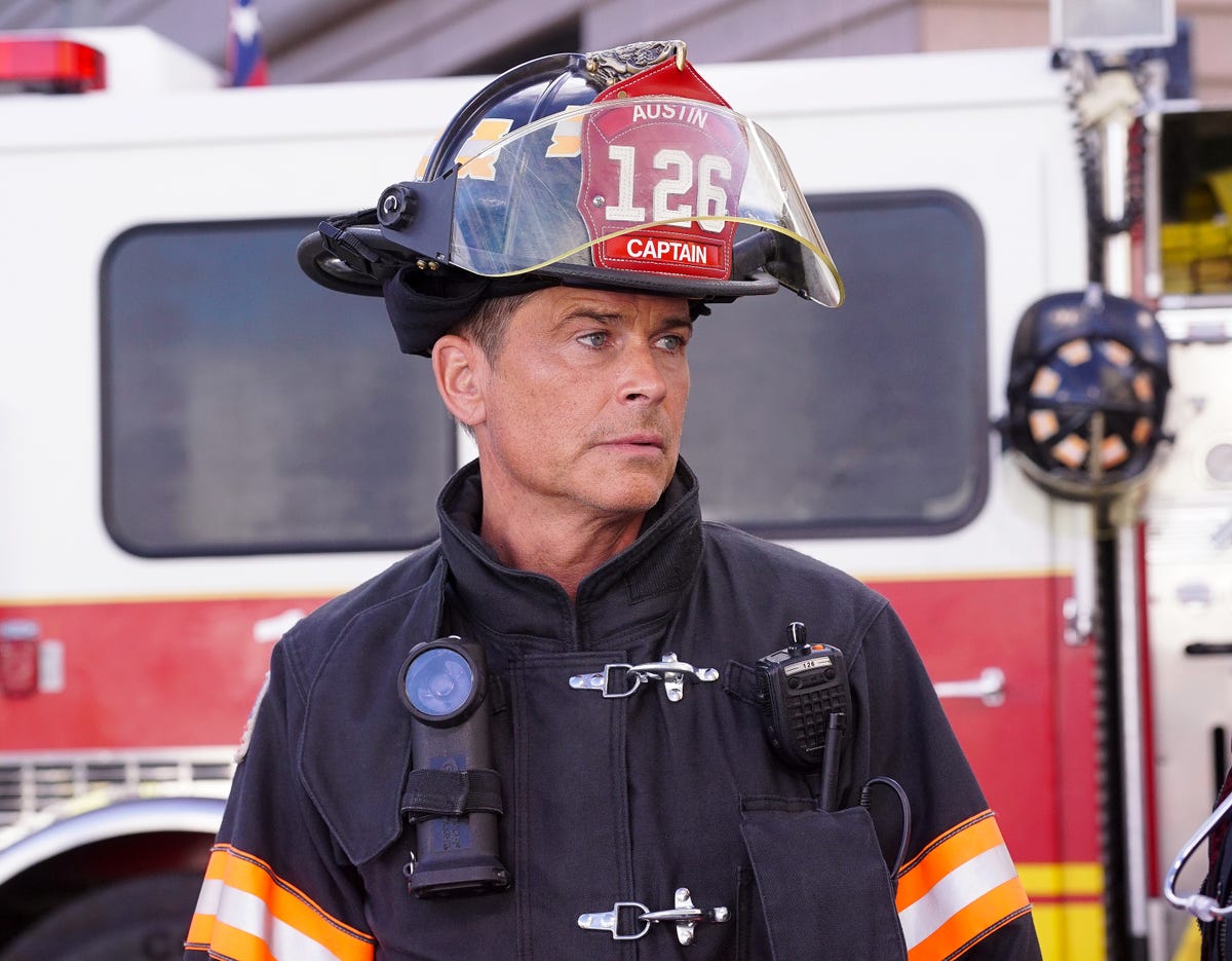 9-1-1 Lone Star's Rob Lowe to lead new Netflix comedy series