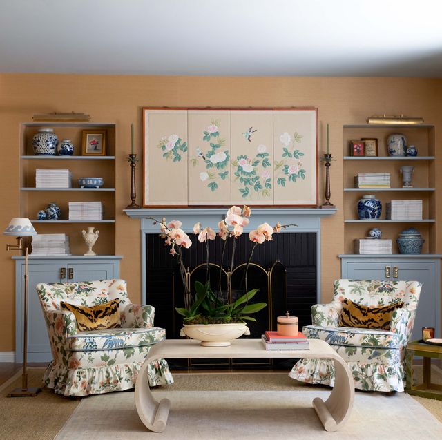 Designer Jessica Barton Creates A Cozy, Barton Bookcase Living Spaces