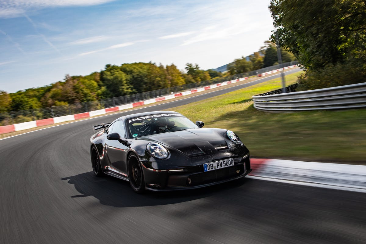 How Lars Kern Beat the Porsche 918's Nurburgring Time in the New 911 GT3