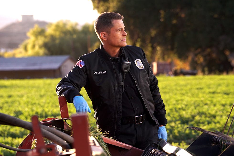 Meet the 9-1-1 Lone Star Cast - 9-1-1 Lone Star Season 2 Cast Changes - 911 Lone Star Cast Season 2 Episode 1