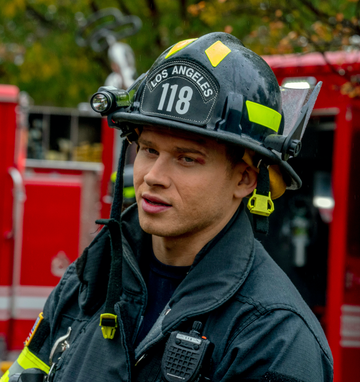 '911' season 6 premiere date, cast, spoilers, news and more