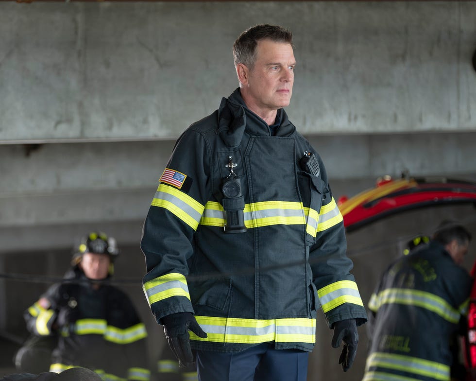 911 season 8 episode 17 bobby nash death reddit