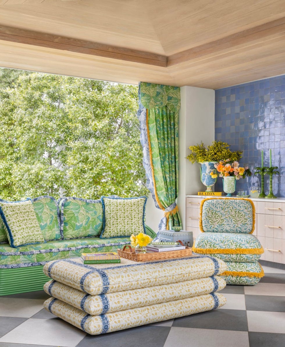 outdoor living space