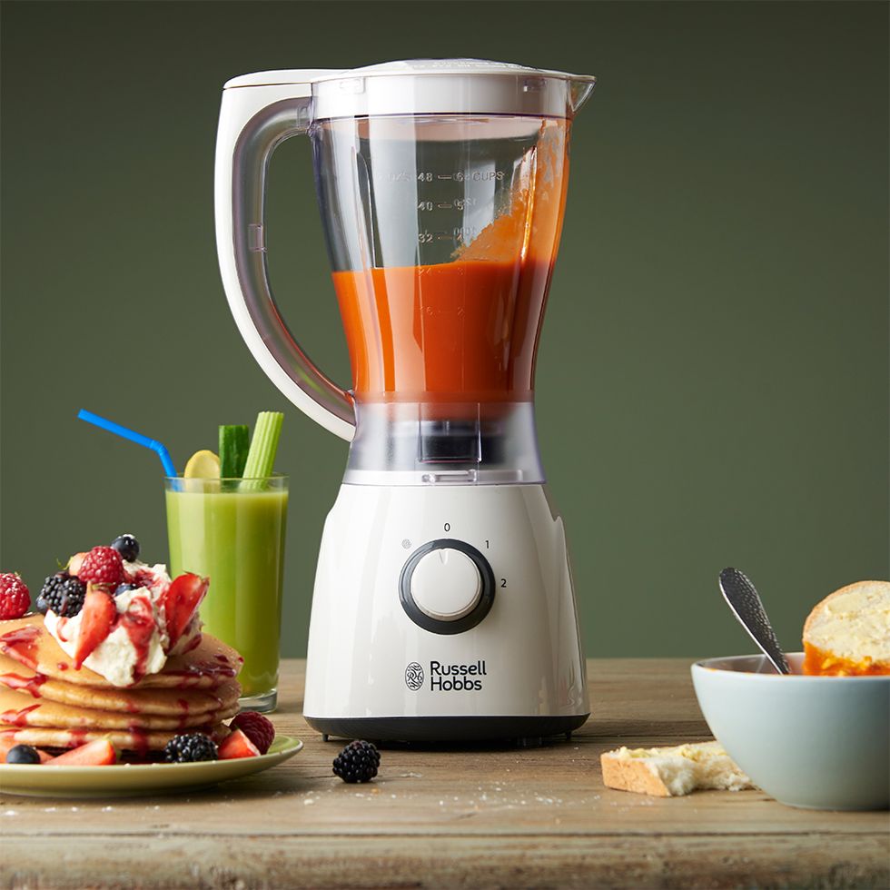 Blender, Mixer, Small appliance, Kitchen appliance, Home appliance, Vegetable juice, Food processor, Food, Juicer, Smoothie, 