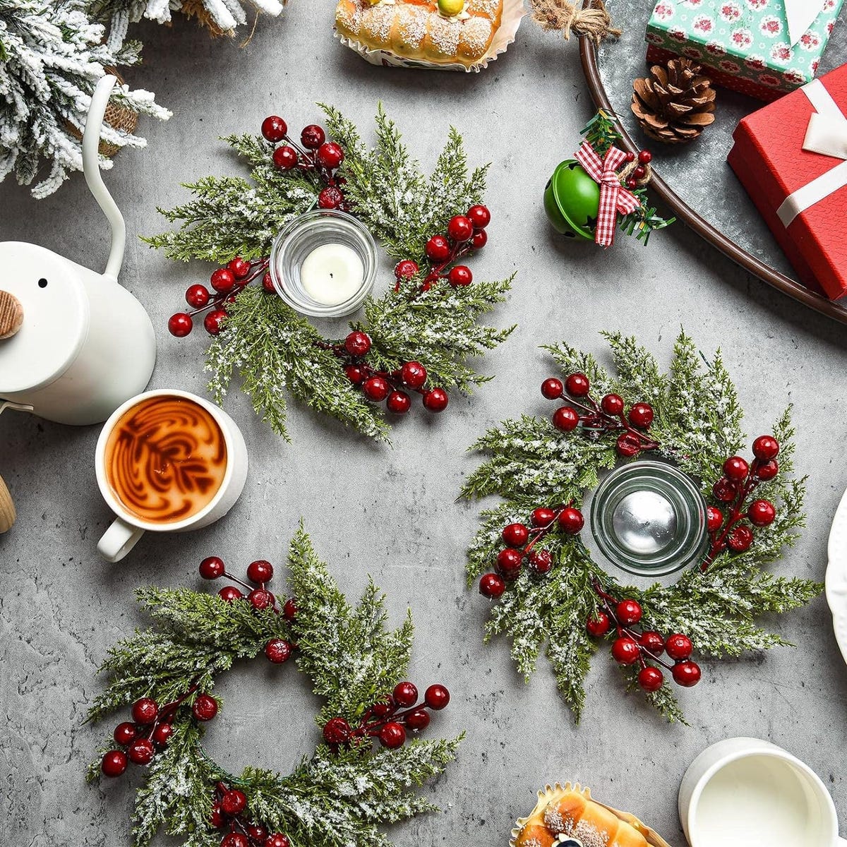 20 Last-Minute Holiday Party Table Decor Essentials from Amazon