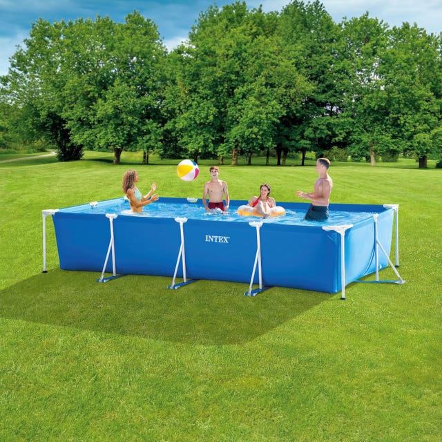 product photo kids playing in above ground pool
