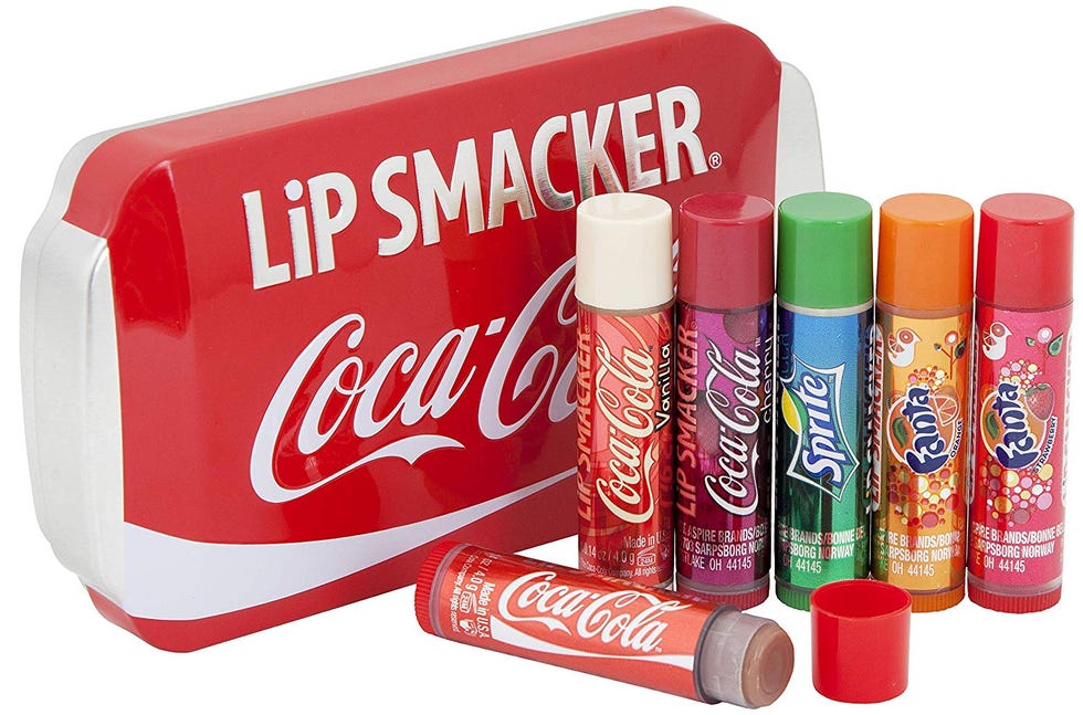 Coca-cola, Cola, Product, Carbonated soft drinks, Soft drink, Coca, Drink, Material property, Plant, 