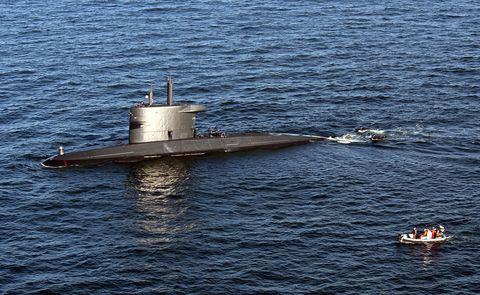 Submarine, Ballistic missile submarine, Vehicle, Water, Boat, Watercraft, Sea, Ocean, Ship, 