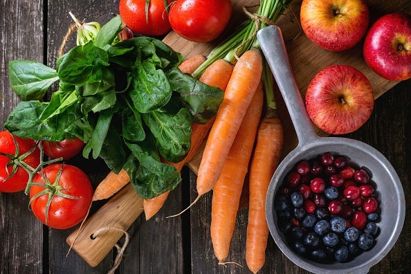 Natural foods, Food, Local food, Vegetable, Whole food, Superfood, Vegan nutrition, Leaf vegetable, Fruit, Carrot, 