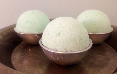 bath bombs in  molds