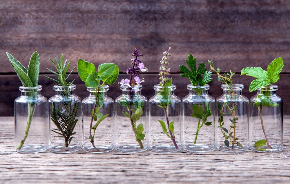 1 Disastrous mistake you can avoid when using essential oils in