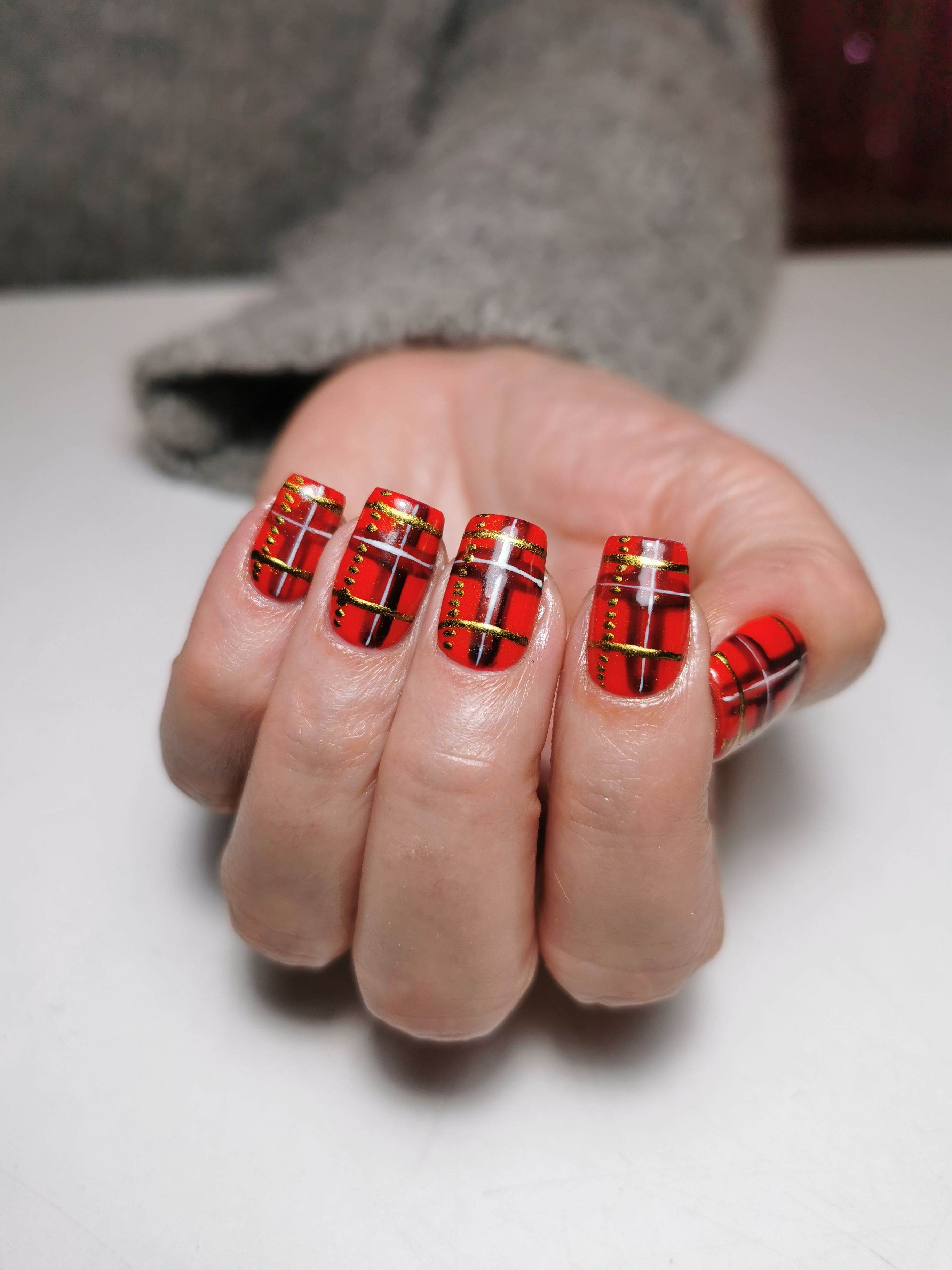 simple christmas nail designs for short nails