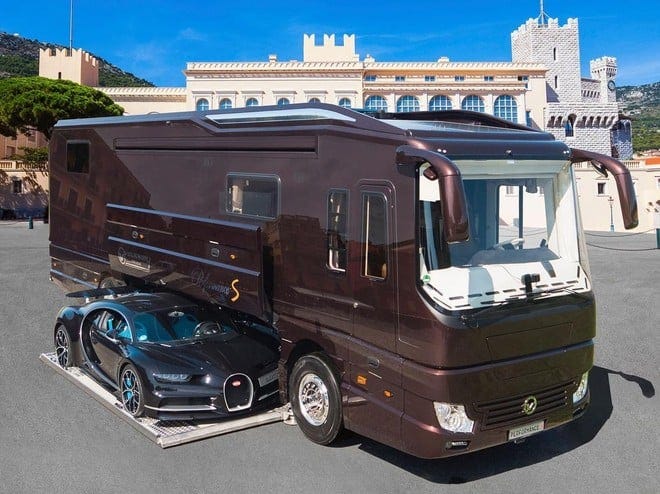 Viaggiare con stile lussuoso camper con accessori da cucina generativi di  ai