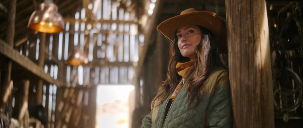 ransom canyon minka kelly as quinn in episode 103 of ransom canyon cr courtesy of netflix © 2025