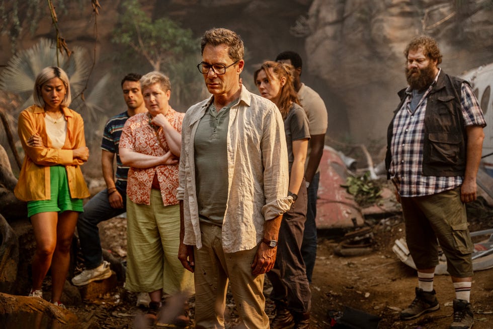 jan le as amy, adam long as dan, siobhan mcsweeney as lisa, david ajala as zack, eric mccormack as kevin anderson, peter gadiot as carlos, lydia wilson as sonja, olafur darri olafsson as travis