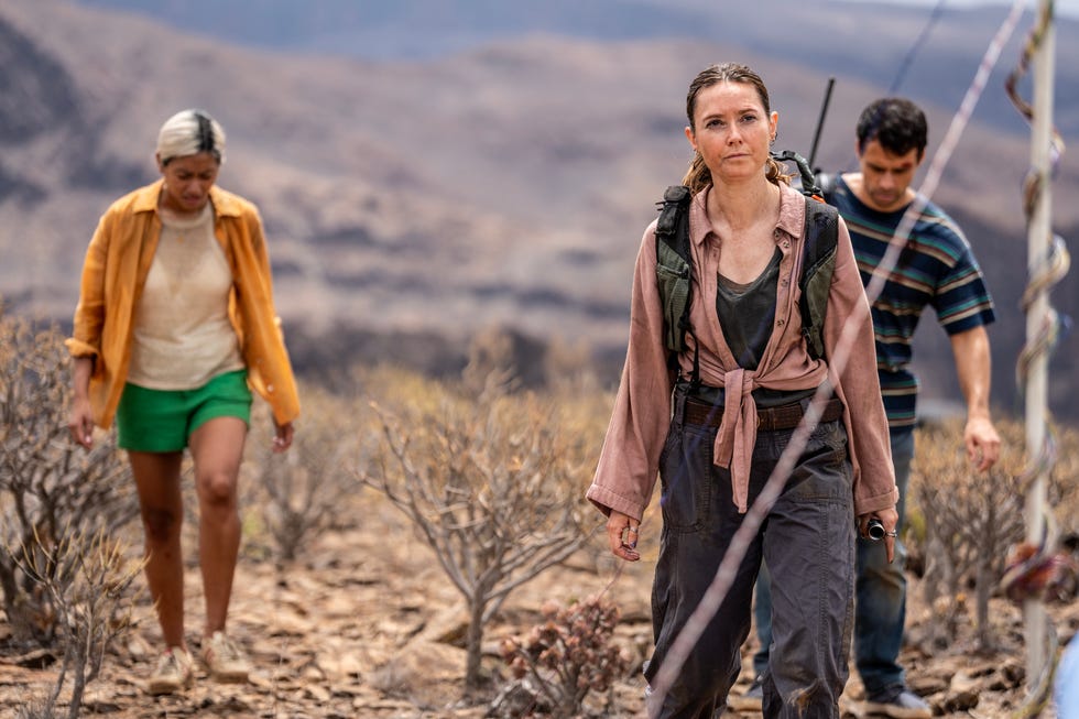 jan le as amy, lydia wilson as sonja, adam long as dan