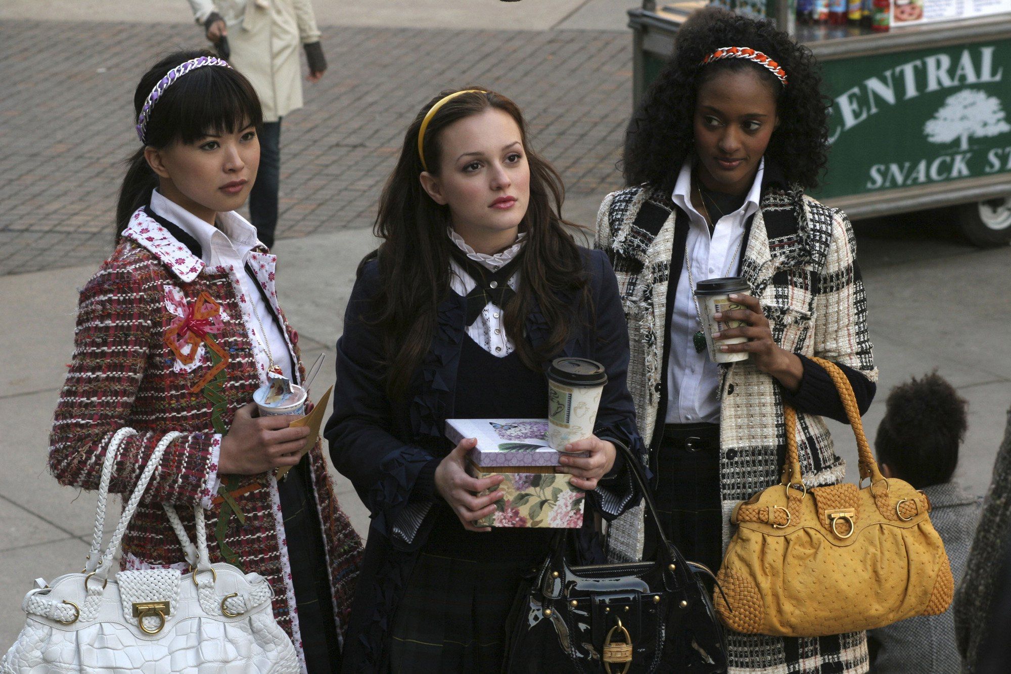 8 Blair Waldorf Outfits for a Perfect Upper East Side Fall