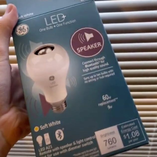 speaker light bulb