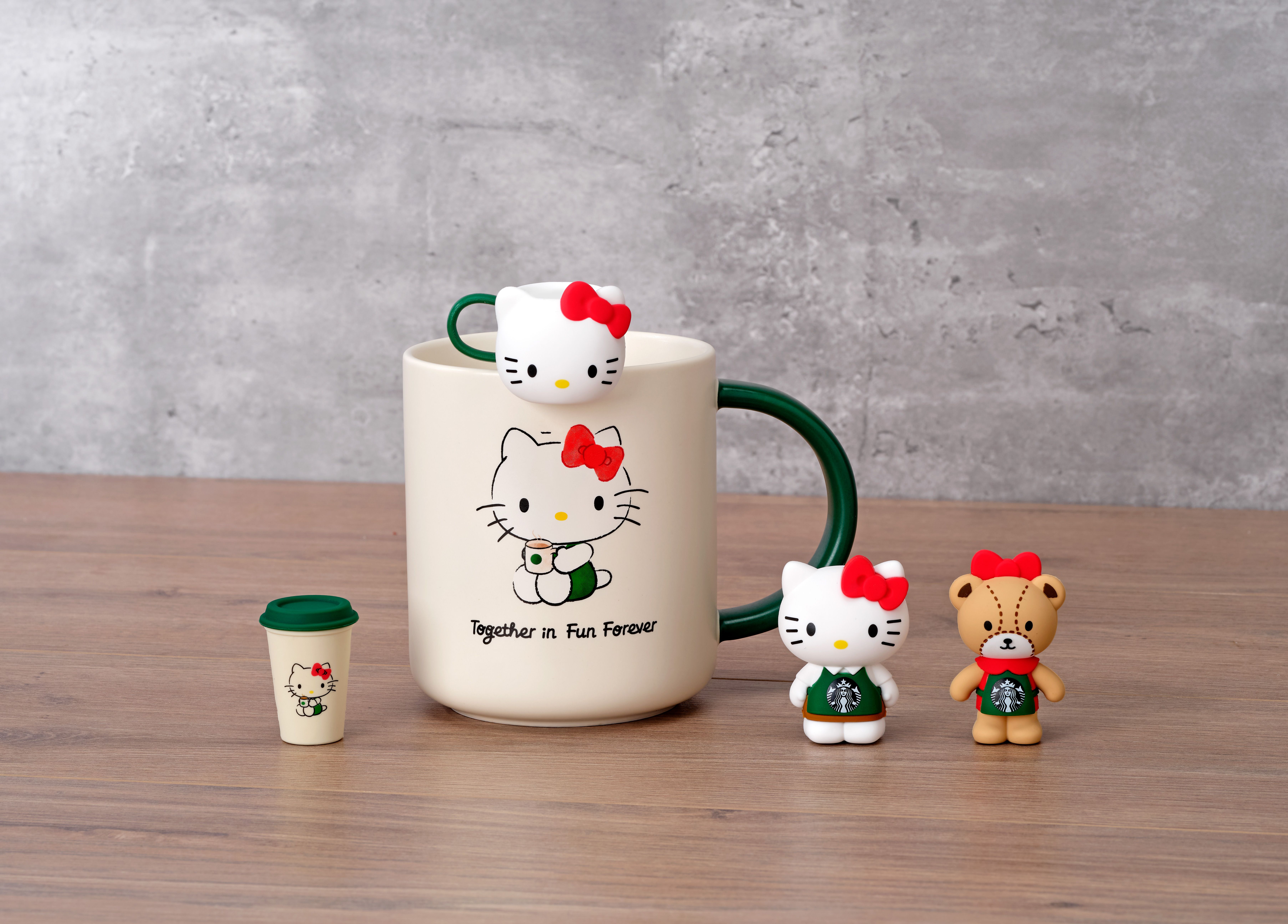 残り1セット！　スタバ×ハローキティ　カップアクセサリー 2024 Starbucks Hello Kitty Cups Of Joy Mug / Cup / Tumbler