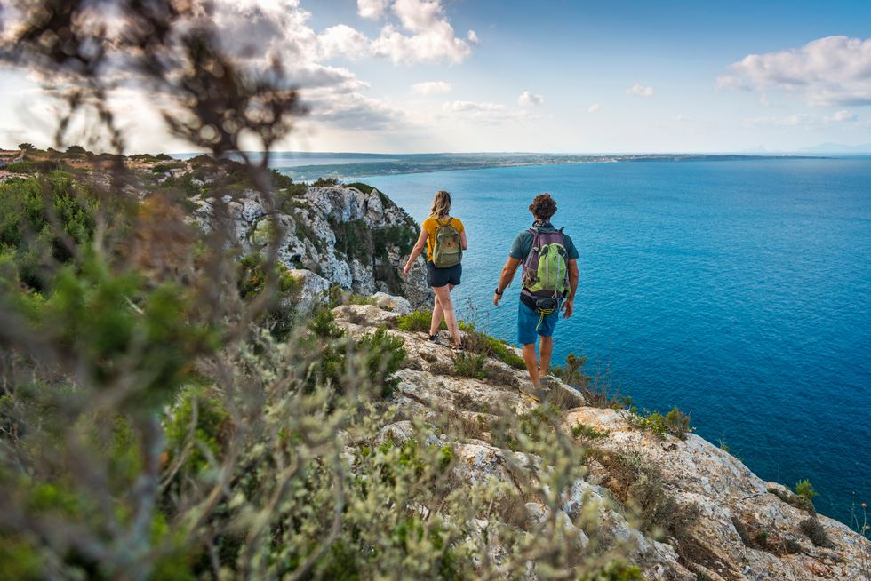 Een van de redenen om Formentera te bezoeken hiken langs de kust