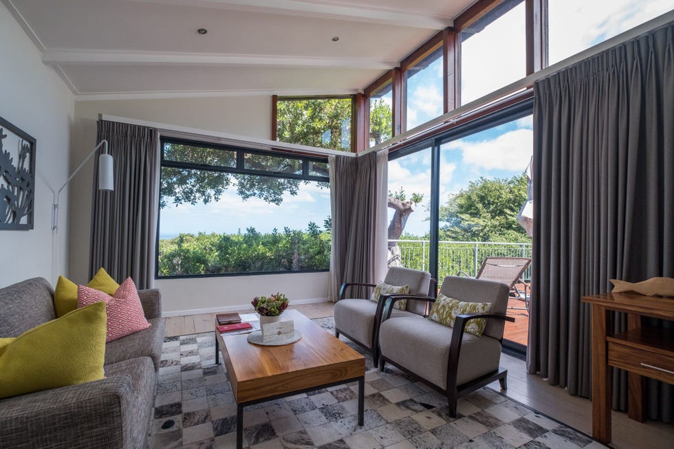 Vanuit de ecolodges van Grootbos kijk je uit over het reservaat