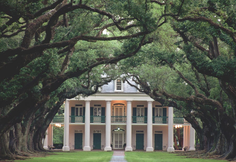 De weelderige landhuizen van de grote planters zoals Oak Alley in Vacherie Louisiana getuigen van de ontzaglijke rijkdommen die deze kleine groep mensen vergaarde