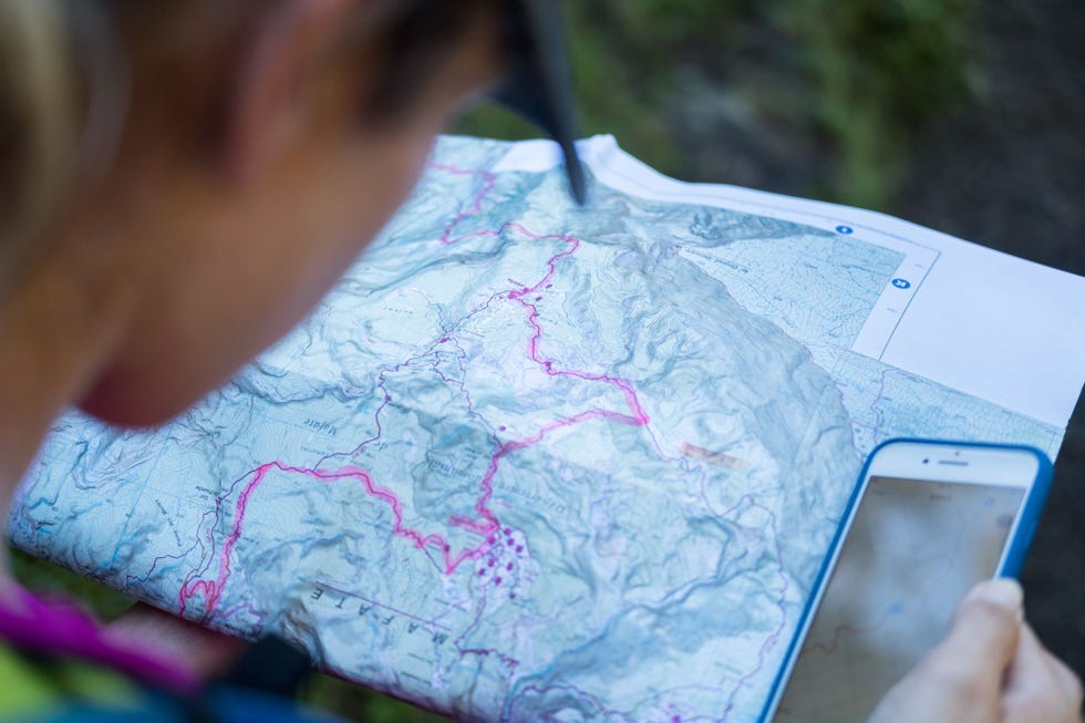 De wandelroute door Cirque de Mafate de uitgedoofde krater die geen wegen kent