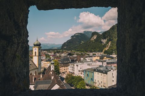 Uitzicht vanuit vesting Kufstein over de stad