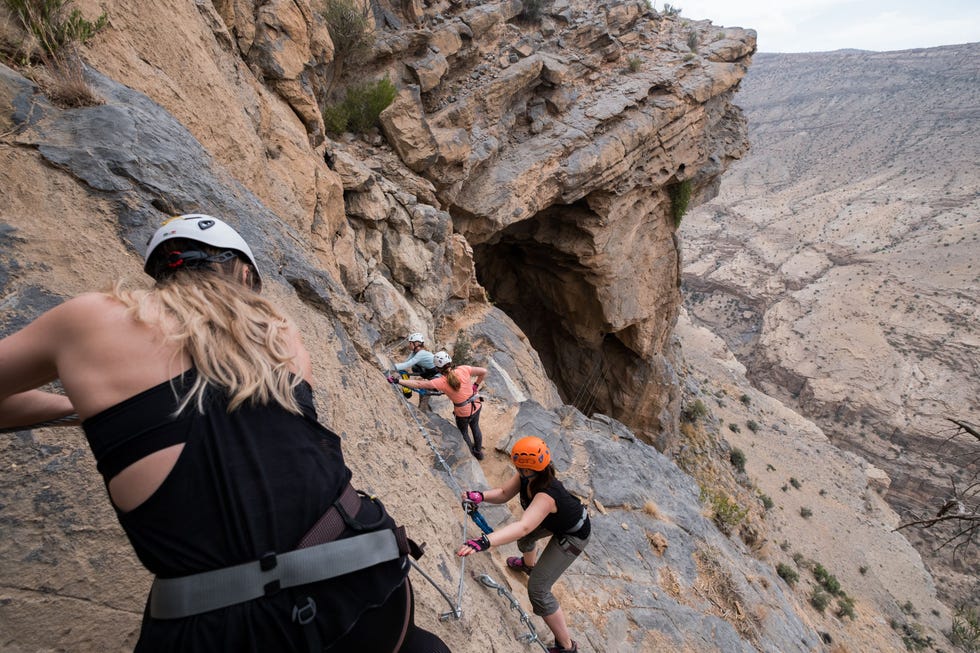 Via ferrata in het Al Hajargebergte in Oman
