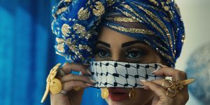 イスラム女性のファッションを「隠す」から「見せる」へ革命！