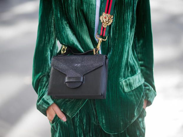 Green, Blue, Handbag, Bag, Turquoise, Fashion, Street fashion, Fashion accessory, Teal, Leather, 