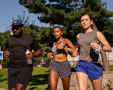 runners working hard