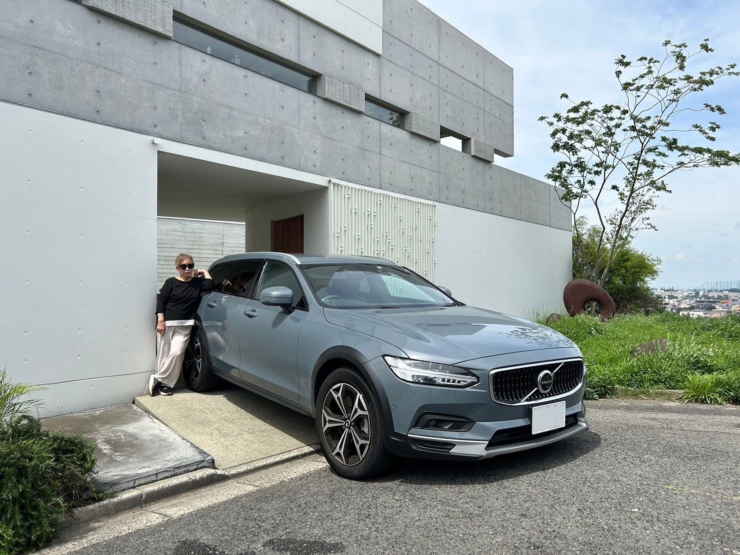 走行距離22万㎞！愛車のボルボV70と建築家・網野禎昭、12年間の