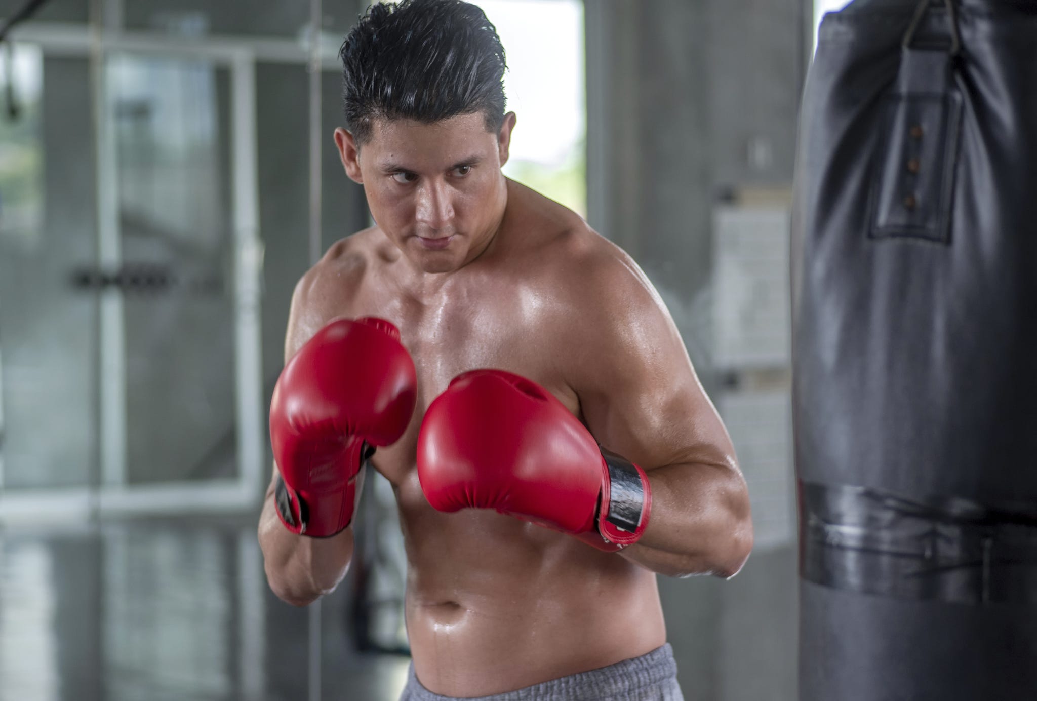 Entrenamiento de boxeo en casa: recomendaciones y ejercicios - Mejor con  Salud