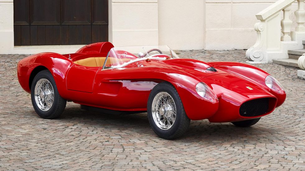 An actual Ferrari F1 car for just $105,000?- Replica of Ferrari's