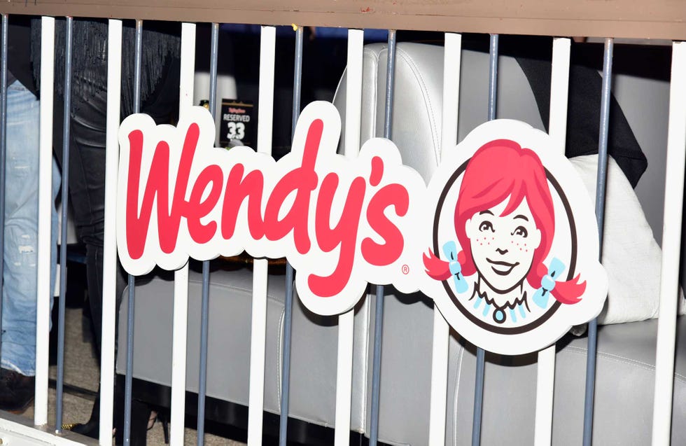 wendy’s chocolate frosty isn’t actually entirely chocolate