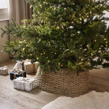 christmas tree skirts