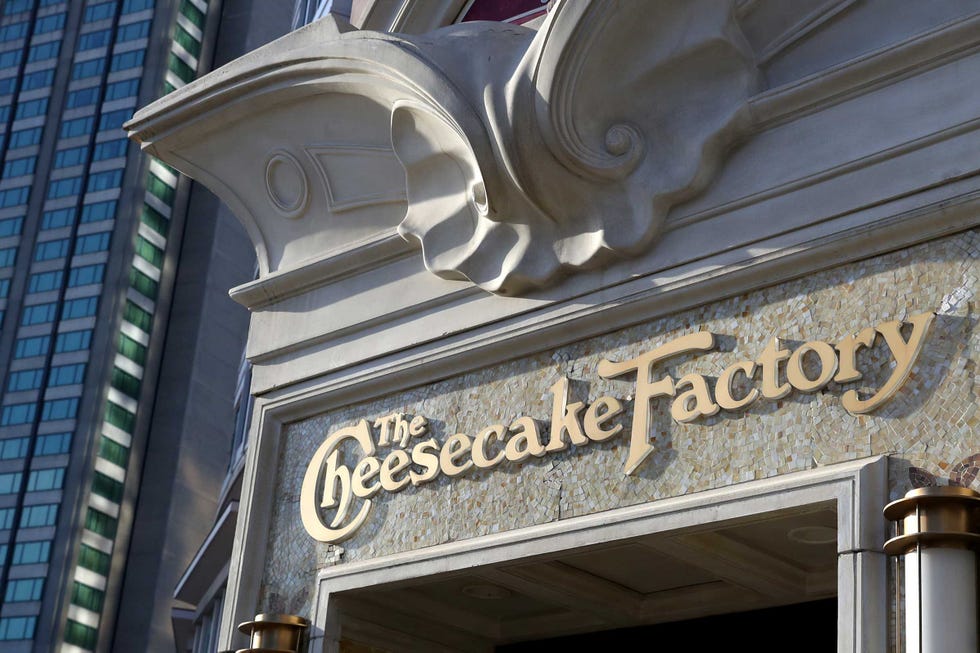 the cheesecake factory cheesecakes aren’t made at the restaurants