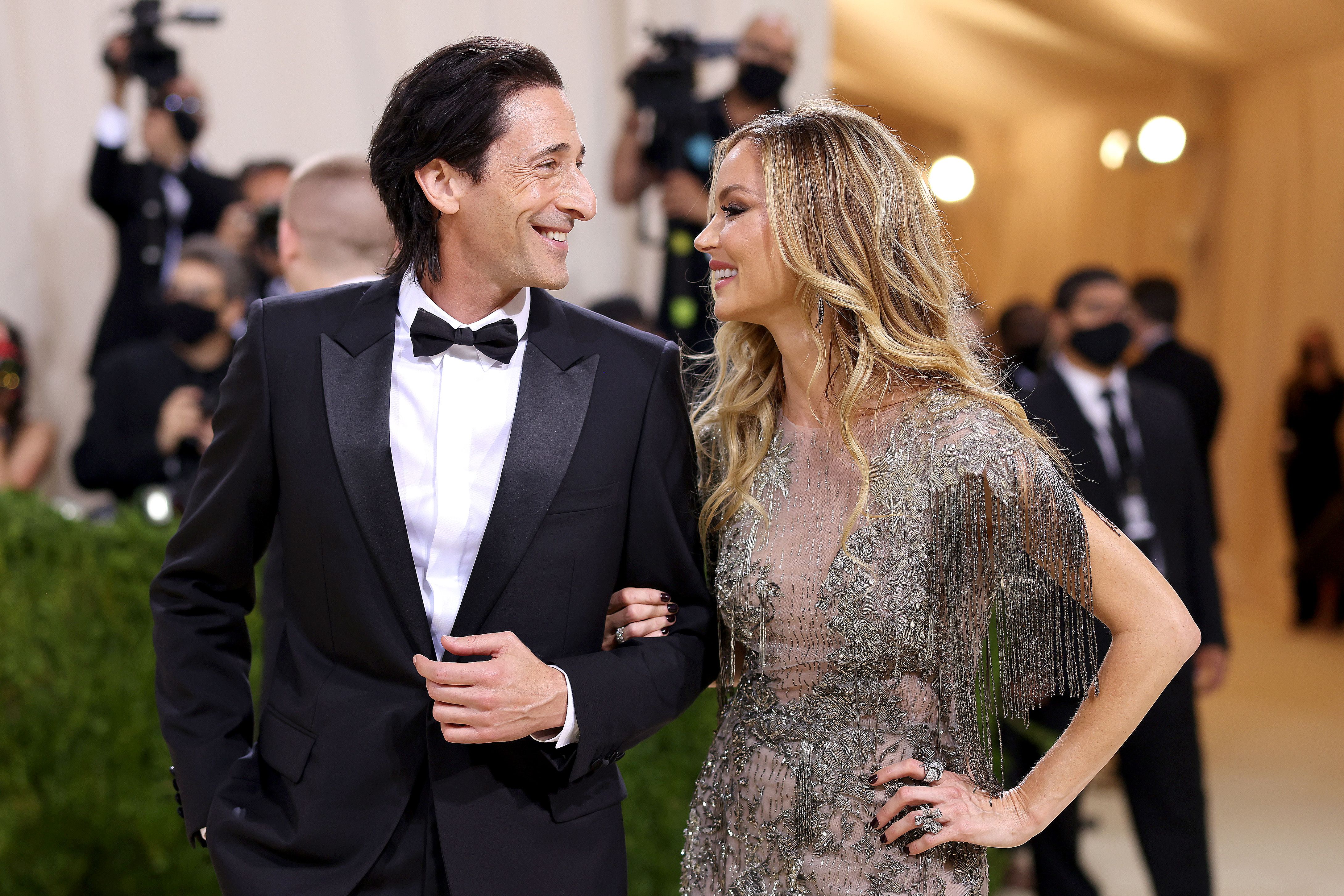 Adrien Brody and Georgina Chapman Shine at the 2025 Oscars