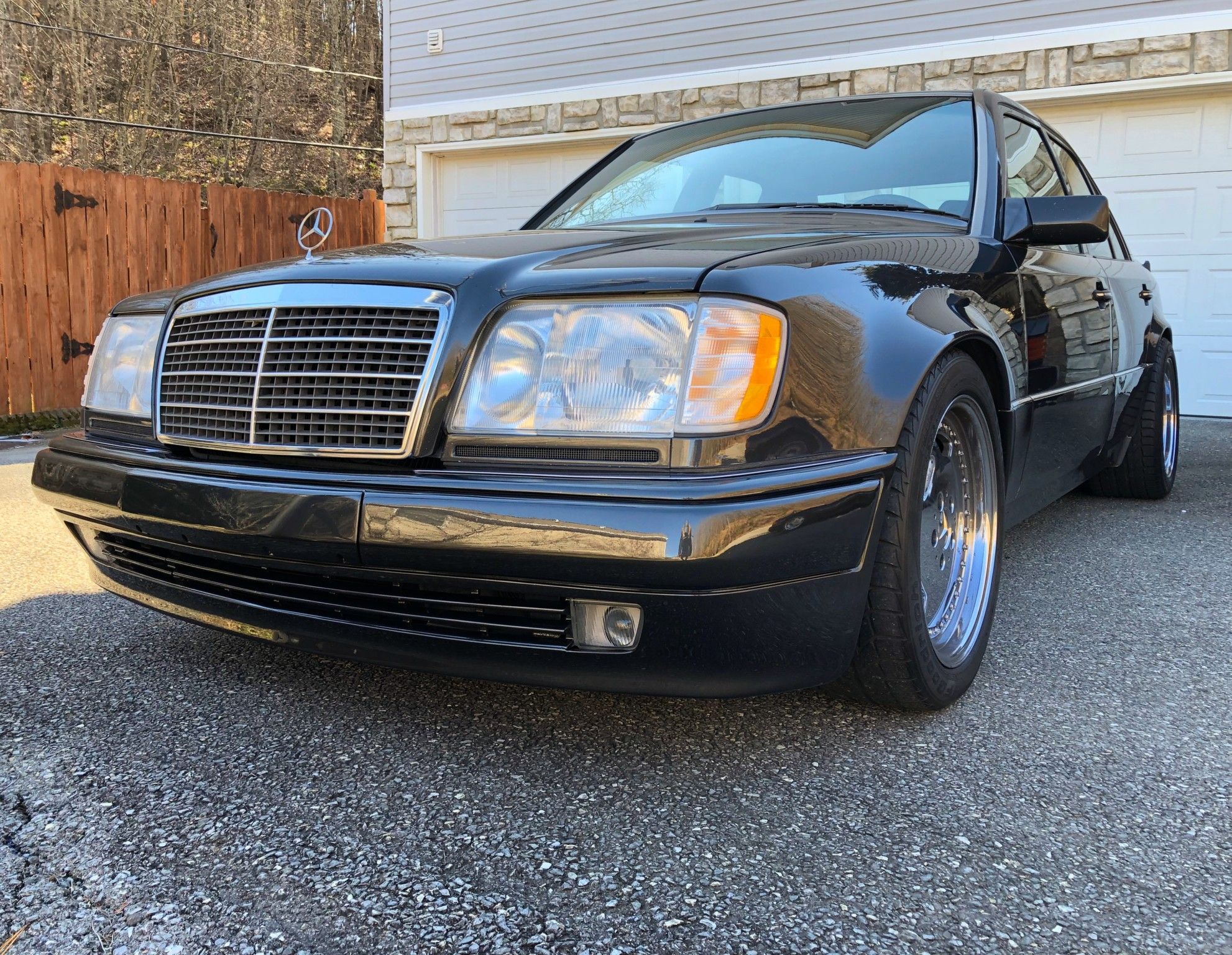 This Renntech-Tuned Mercedes-Benz 500E Is the Perfect Getaway Car