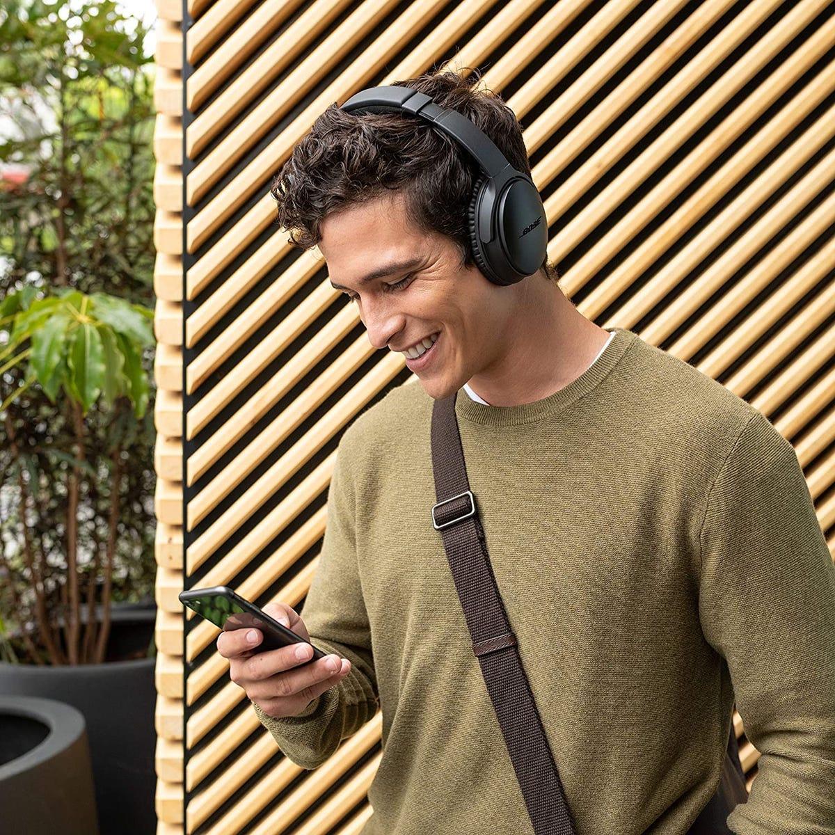 The 11 Best Wireless Headphones from Amazon's Secret Sale