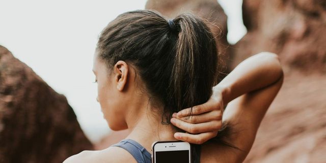 How to Carry a Phone While Running That Isn't Just Your Sweaty Hand