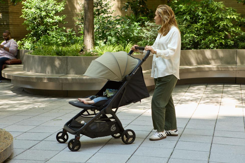 stroller testing by a good housekeeping institute expert and parent