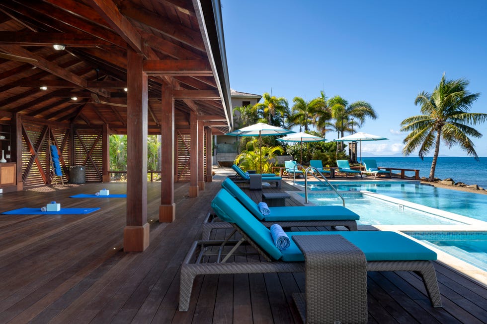 curtain bluff in antigua