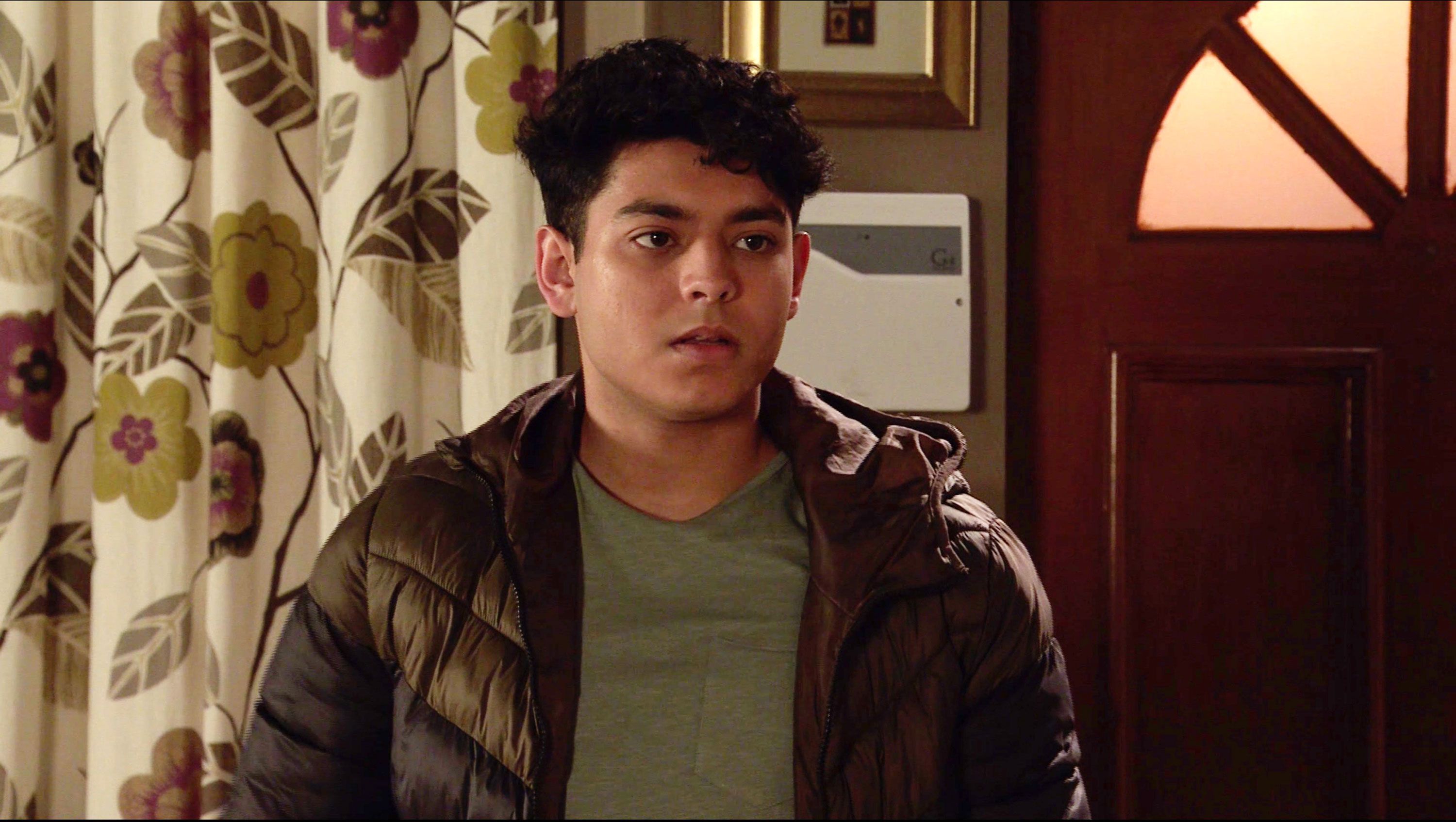 Coronation Street Soap Scoop! Maria and Lou's big clash