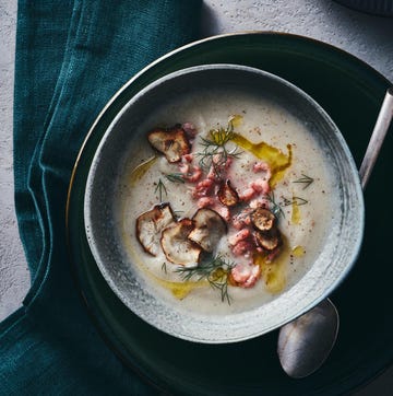 aardpeersoep met hollandse garnalen uit elle á table